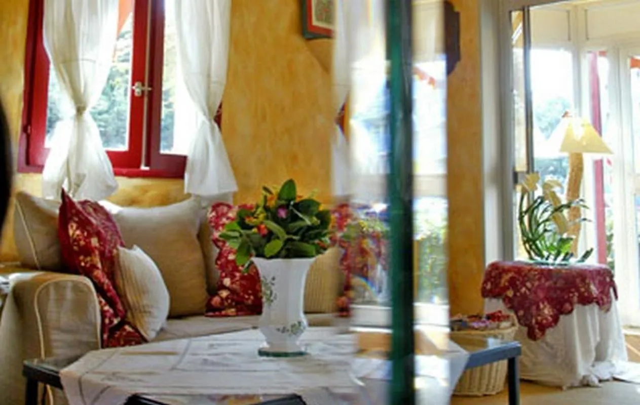 Hotel Maya Cavalaire-sur-Mer 2*,  Frankrijk